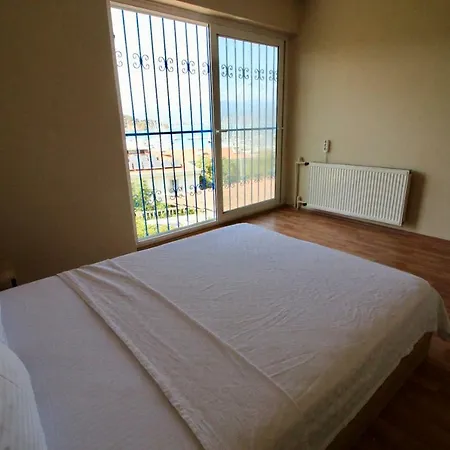 Deniz Villa *