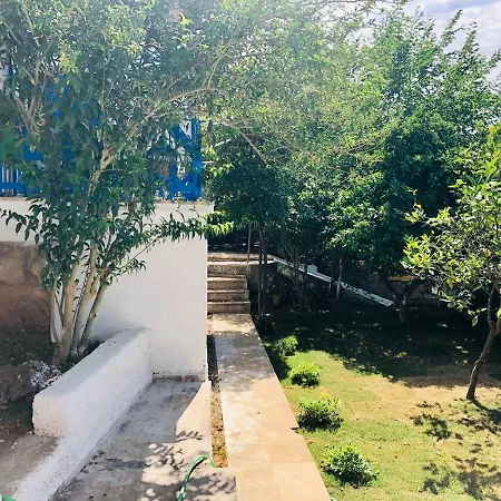 Deniz Villa *